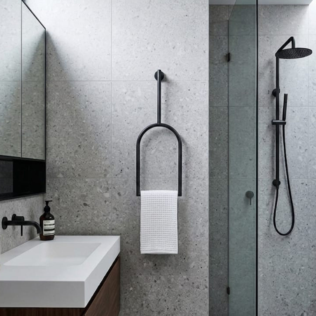 Modern Metal Havluluk